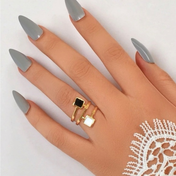 4 for 25! - Picture 1 of 1